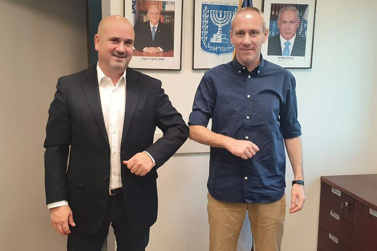 אורן חסון וחילי טרופר קיימו פגישת עבודה ראשונה